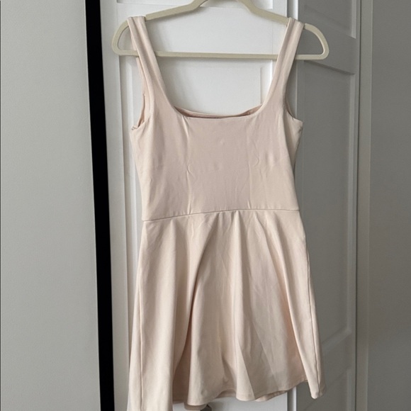 Reformation Amy Active Mini Dress | Built-In Shorts | Sold Out Color | M - Picture 8 of 9